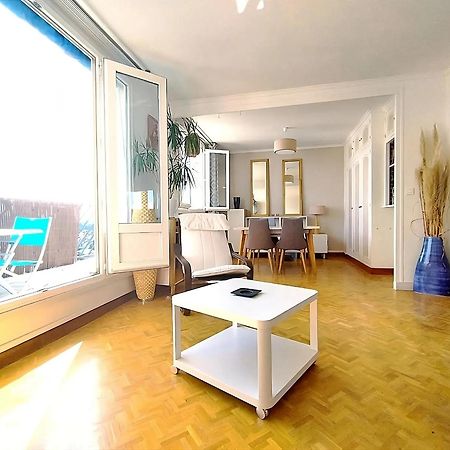 Charmant Appartement Lumineux - Dernier Etage Avec Balcon - Proche Centre-Ville ナント エクステリア 写真