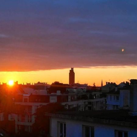 Charmant Appartement Lumineux - Dernier Etage Avec Balcon - Proche Centre-Ville ナント エクステリア 写真