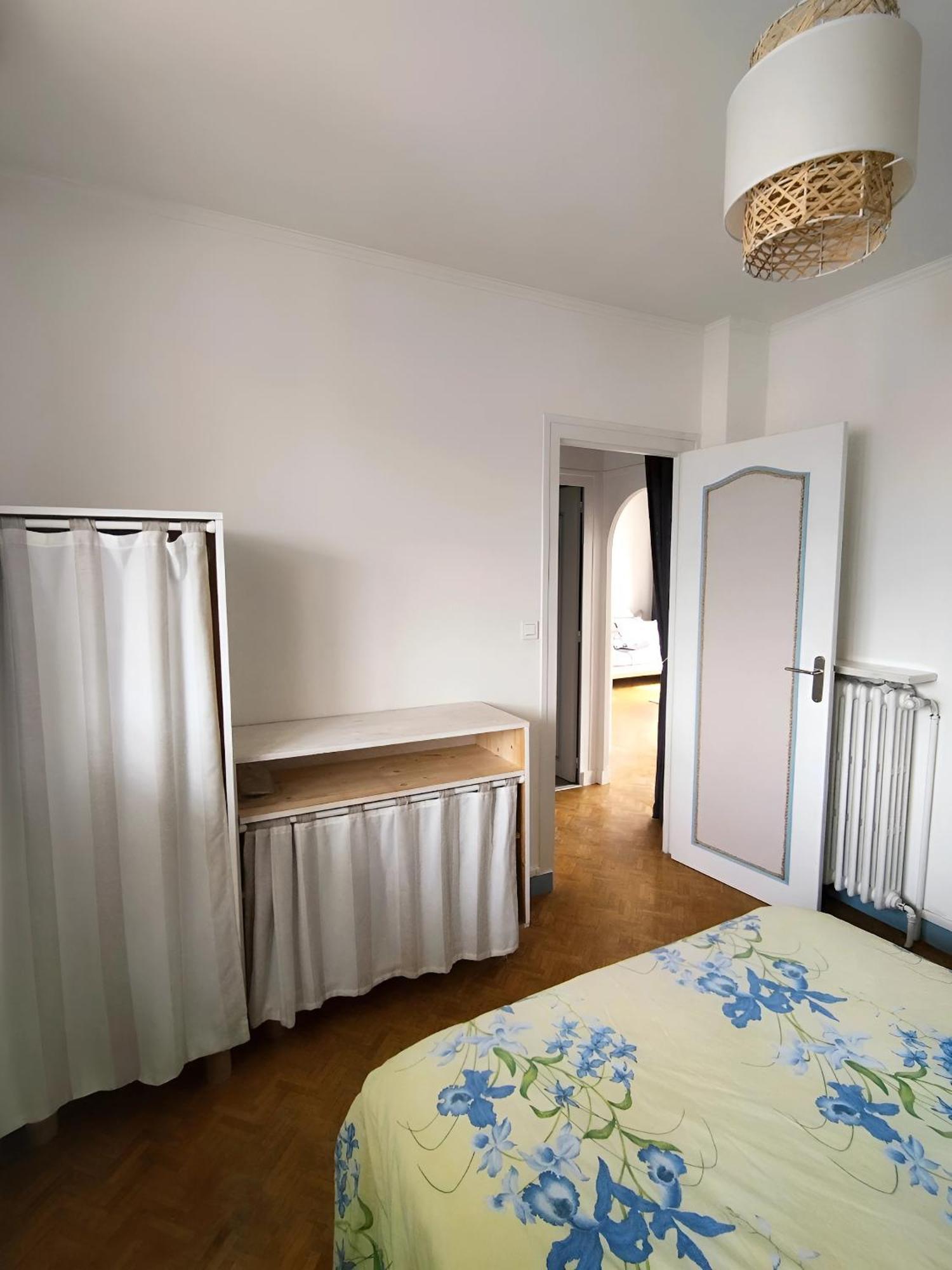 Charmant Appartement Lumineux - Dernier Etage Avec Balcon - Proche Centre-Ville ナント エクステリア 写真
